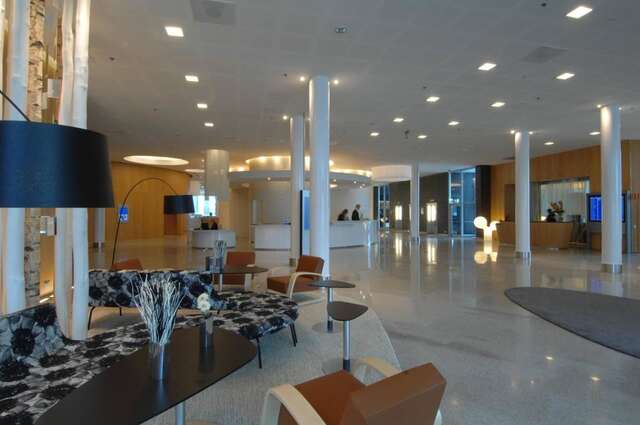 Отель Hilton Helsinki Airport Вантаа-6